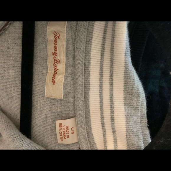 Tommy Bahama Sweater - Large - Picture 3 of 3